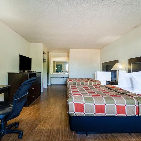 Executive Inn Port Lavaca By Oyo Exterior photo