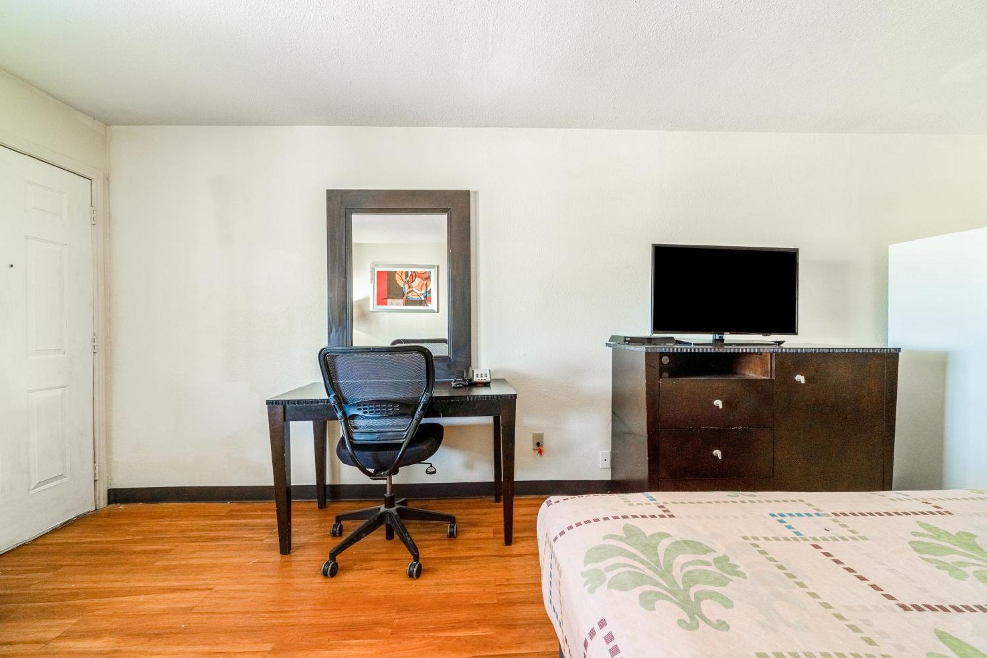 Executive Inn Port Lavaca By Oyo Exterior photo