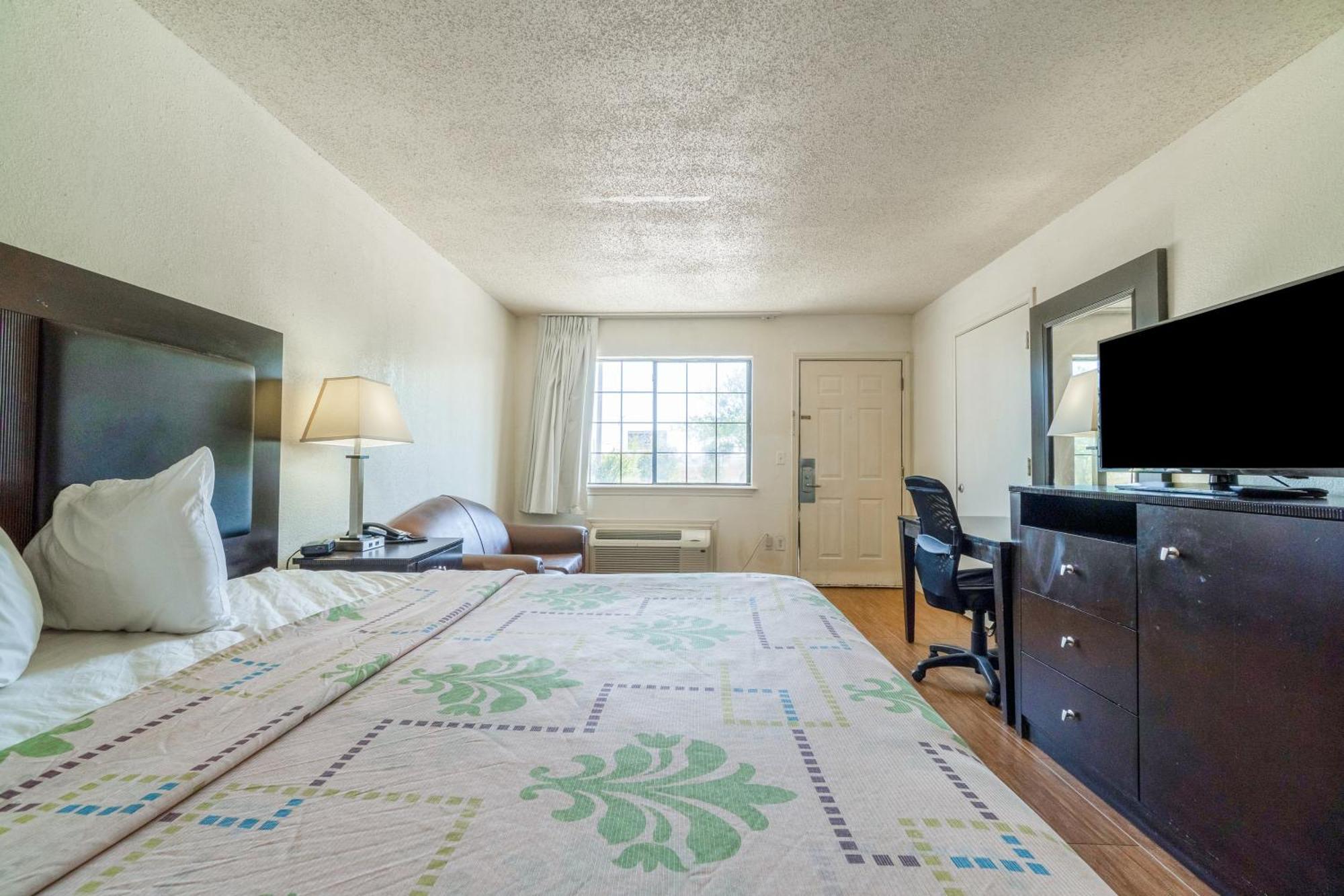 Executive Inn Port Lavaca By Oyo Exterior photo