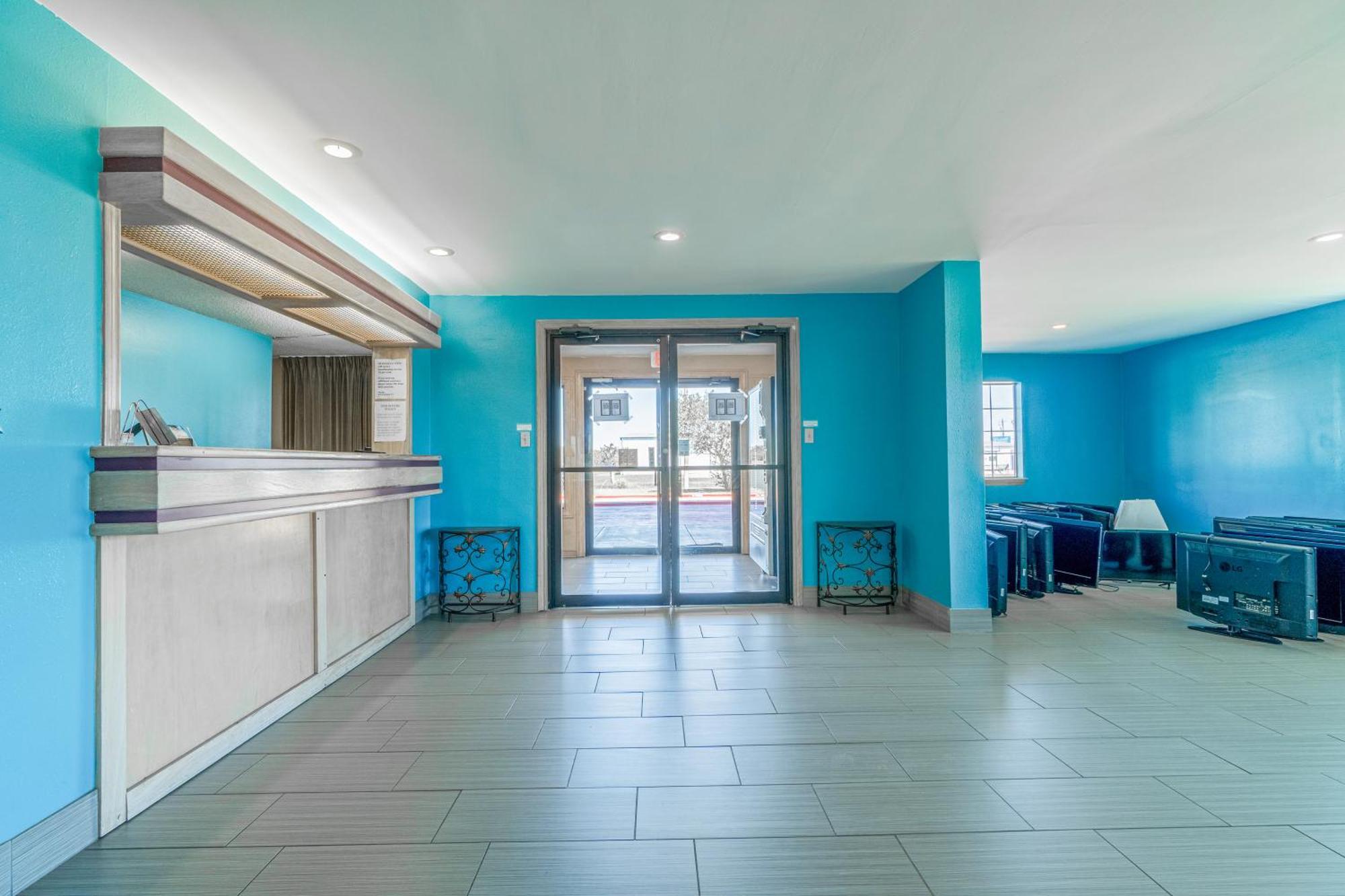 Executive Inn Port Lavaca By Oyo Exterior photo
