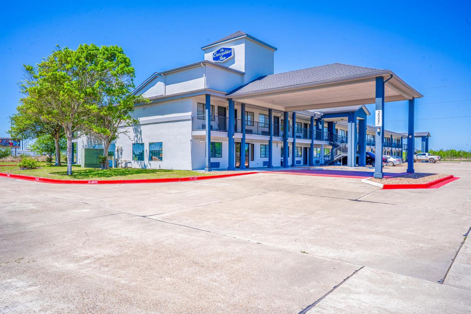 Executive Inn Port Lavaca By Oyo Exterior photo